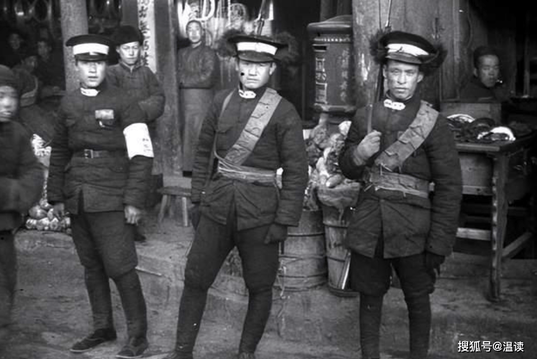 1950年少妇被奸杀,一年后竟走在大街上,孩童无心之语点出大特务