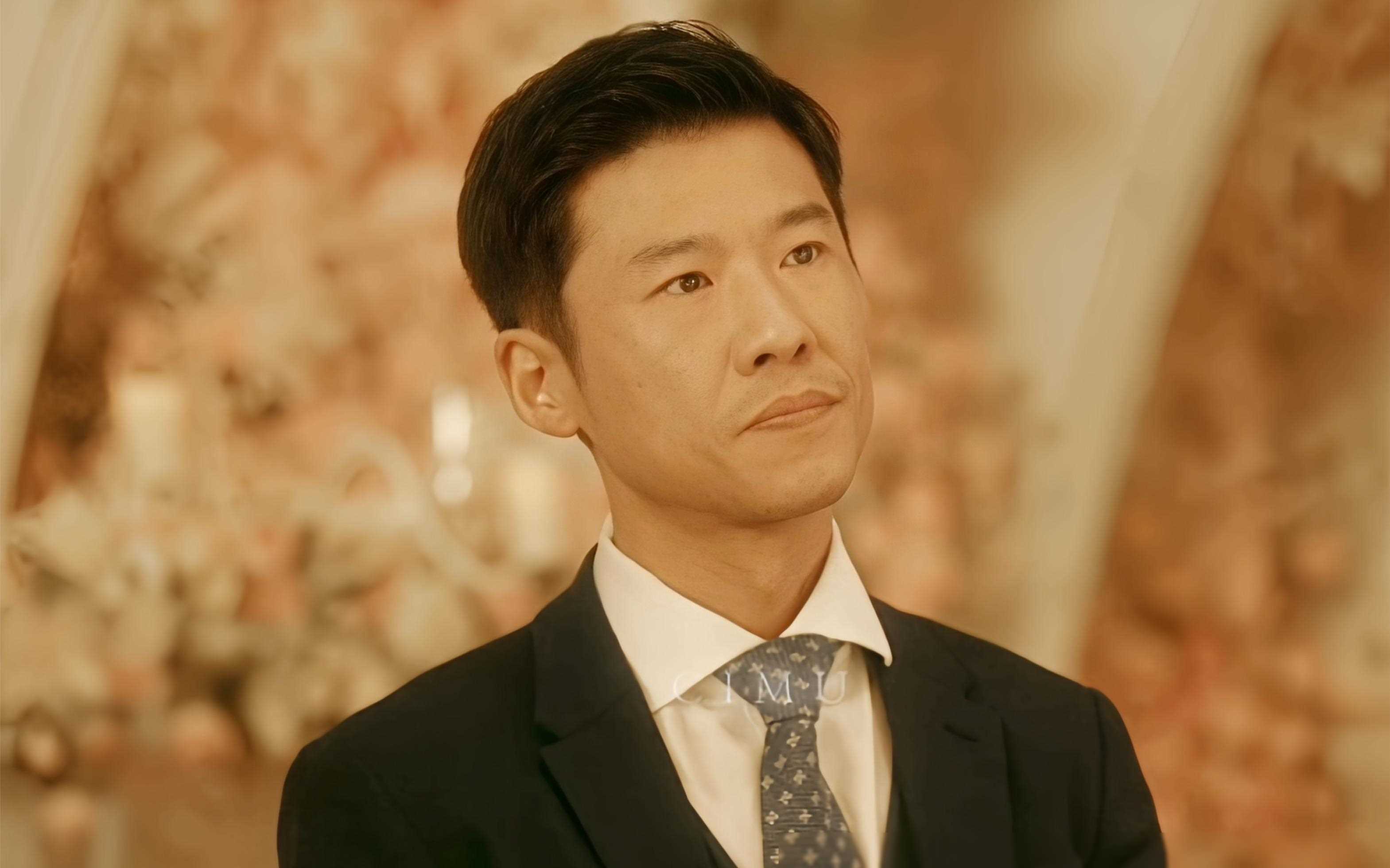 陈宝国捧儿子年无果,改名后走红,网友:儿子,是时候开窍了!
