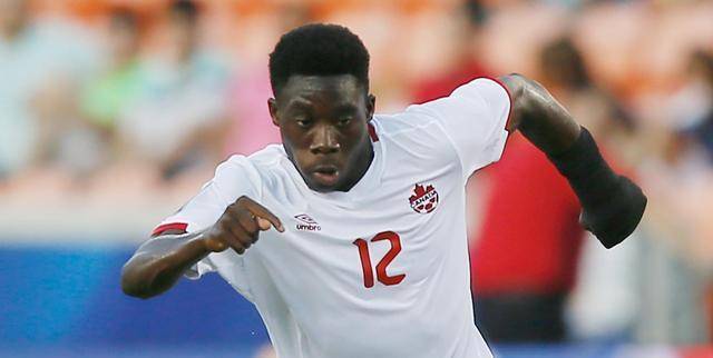 传闻称,阿方索戴维斯渴望效仿克罗斯转投银河战舰,实现个人事业巅峰.