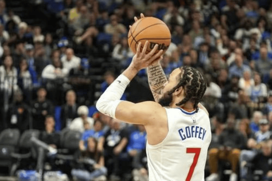 他们当然知道,每个回合应该放空快船的角色球员,对保罗·乔治施以夹