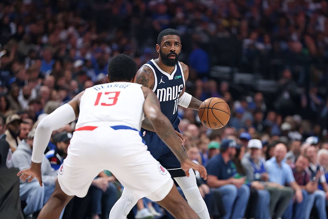 差点31分超级大逆转!欧文空砍40分7板5助,东契奇29分10板10助