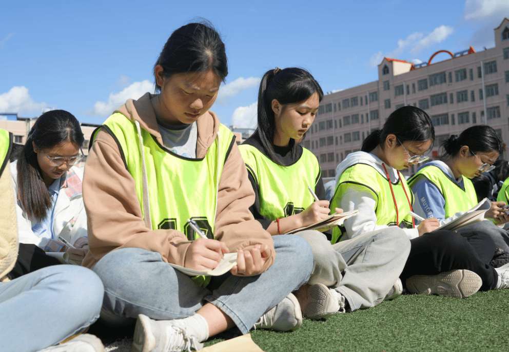 绵阳三台初中女孩图片