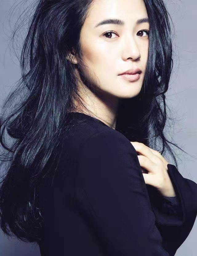 姜文:与刘晓庆恋爱8年,最后却娶了自己的小师妹_周韵_宁静_桑德琳