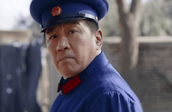 影帝丁勇岱:为何结婚几十年零绯闻?看看妻子的地位就明白了