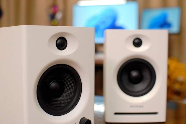 雷登V12高保真有源监听音箱:D类功放驱动,高音如丝,低音震撼