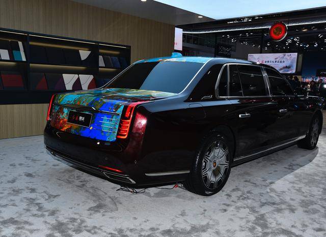 更起到了震慑迈巴赫62s,劳斯莱斯幻影,雅致728,保时捷panamera