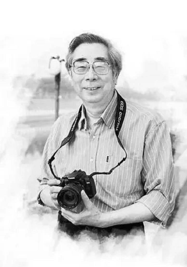 鲁迅大文豪衣钵无人继承,儿子学无线电,孙子意外成为段子手走红