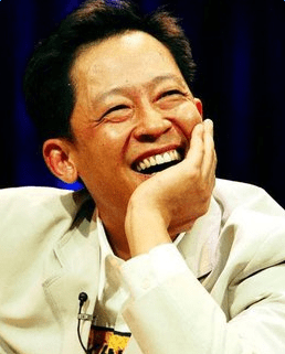王志文的名字逐渐家喻户晓,至此也将开启他的影帝之路.