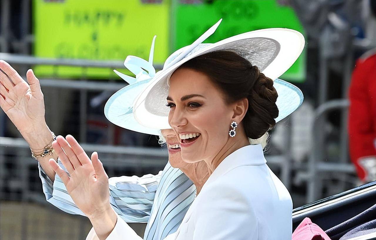英国第一夫人:嫁大23岁三婚首相还儿女双全,抢凯特和梅根的风头_凯莉