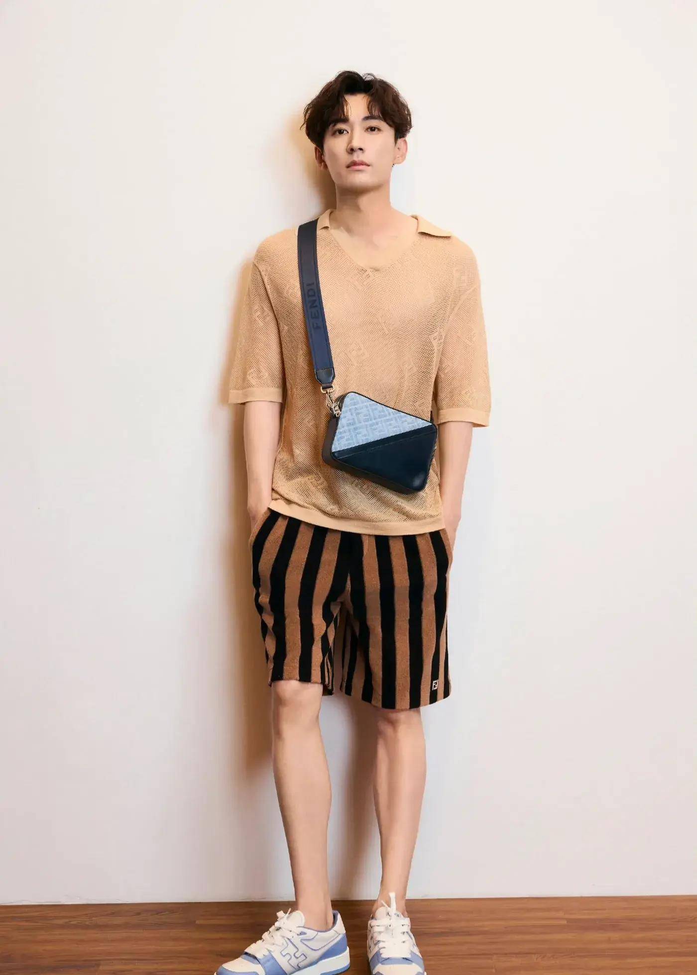 两大新剧同时开播,失去古装滤镜的刘学义居然被井柏然新剧超越了