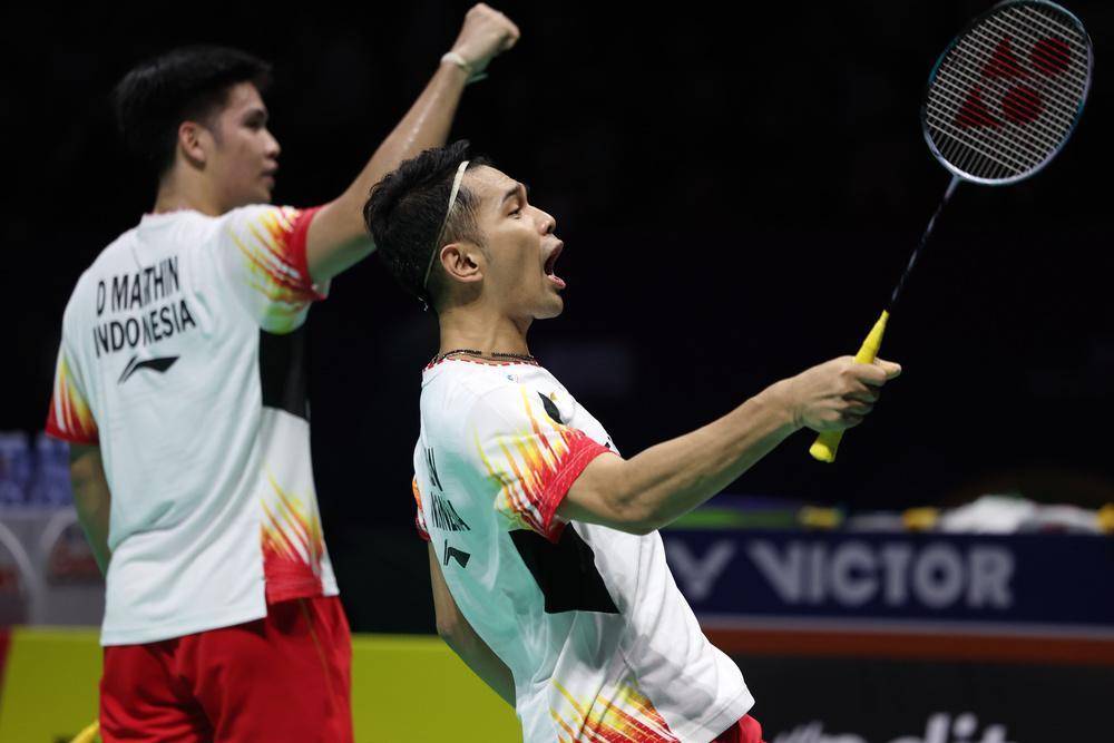 2个双打也都是世界级的,安赛龙压力太大,他如果输了丹麦就输了,毕竟