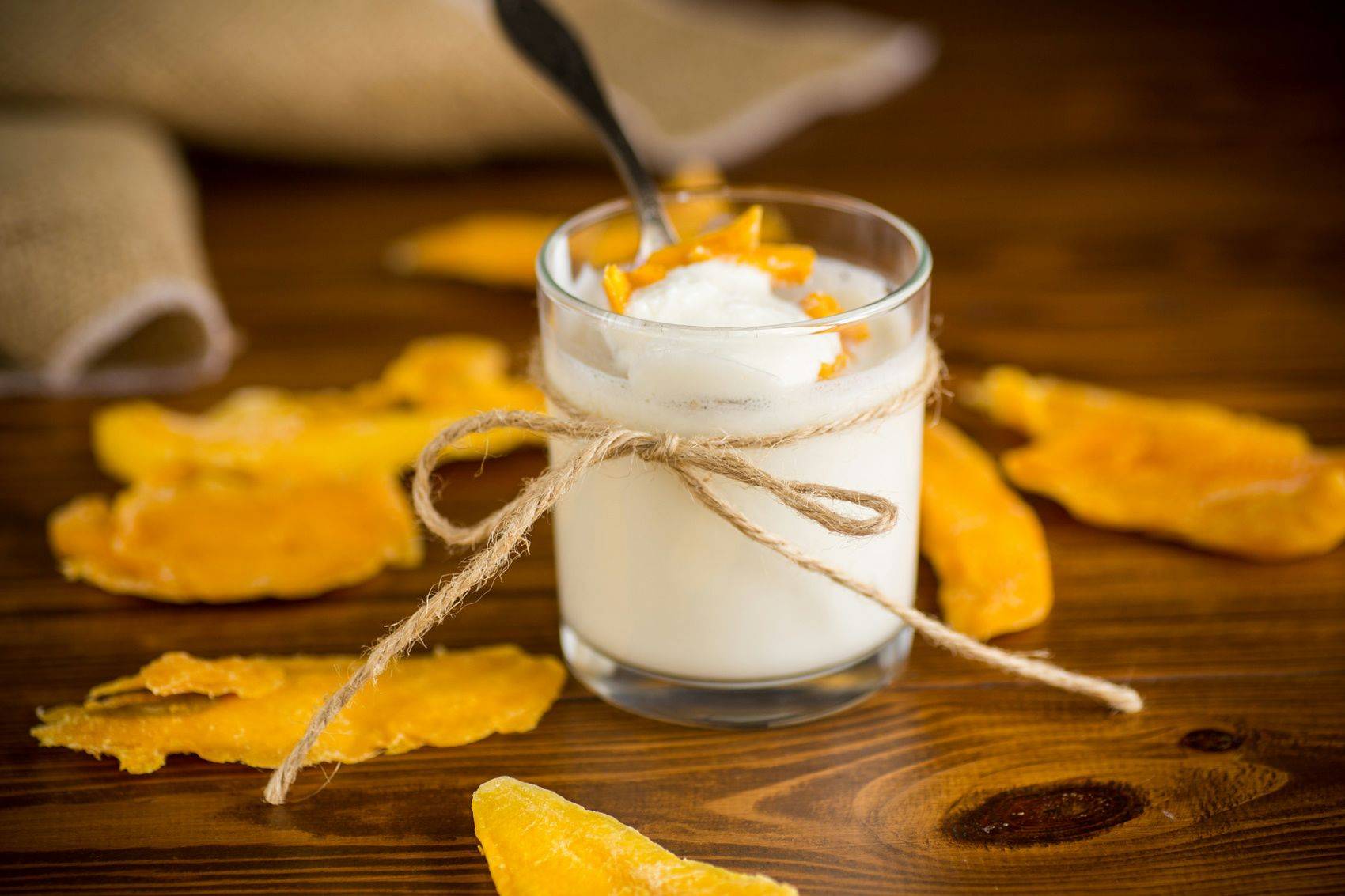 代理服装货源_微信代理厂家直销服装_进口服装微信代理