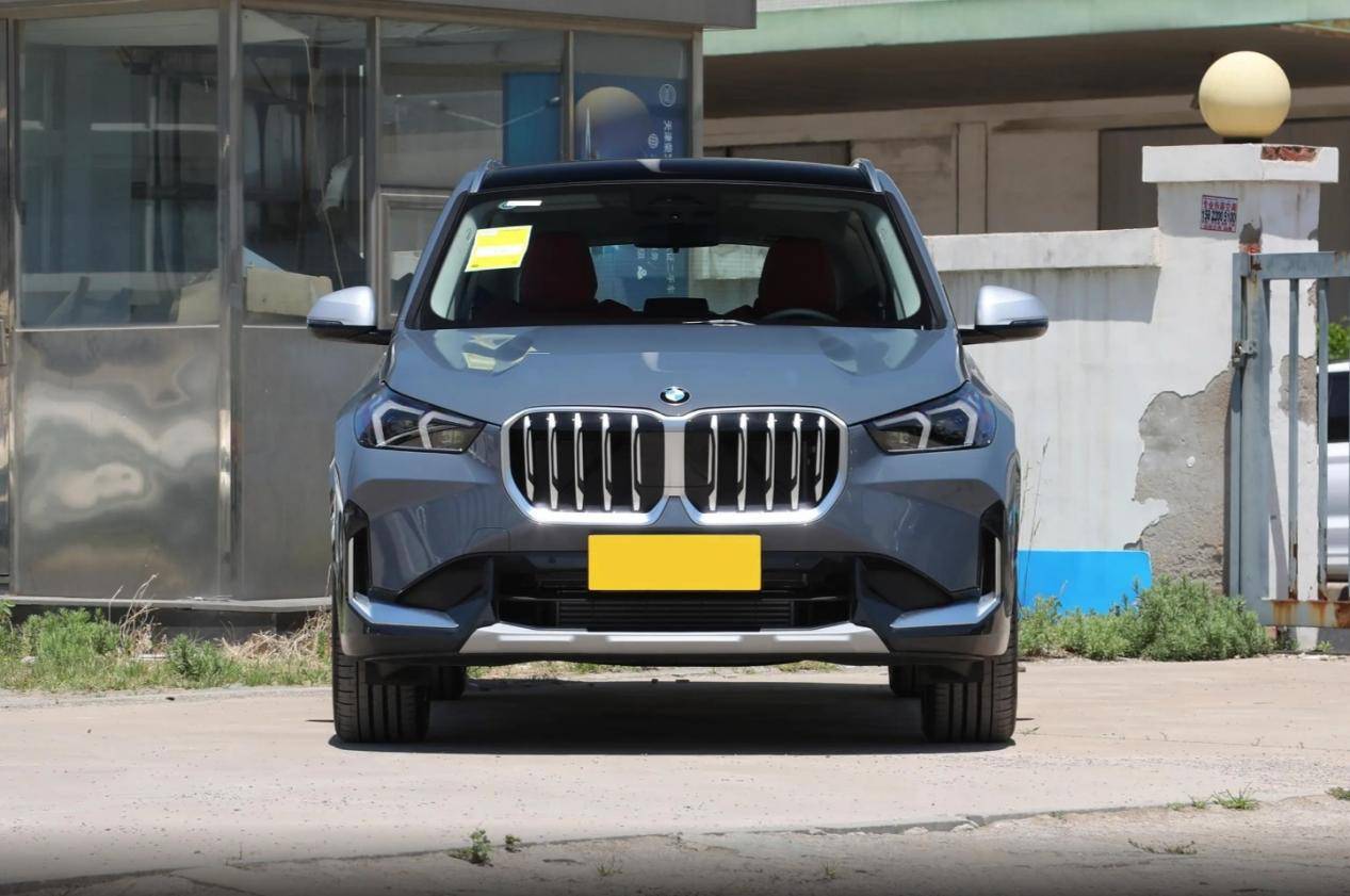 同为豪华品牌入门级suv,宝马x1对比奥迪q3,谁更值得选?