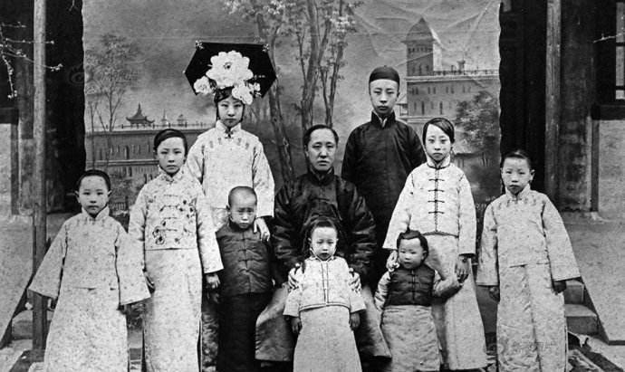 她是溥仪亲妹妹,清朝最后的格格,活到2004年,临终的话让人泪目