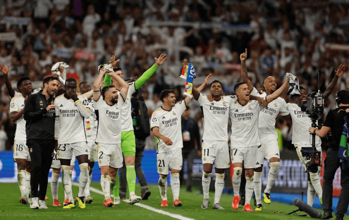 全队狂欢,皇马4-3,剑指15冠,凯恩眼含热泪,图赫尔怒喷判罚!