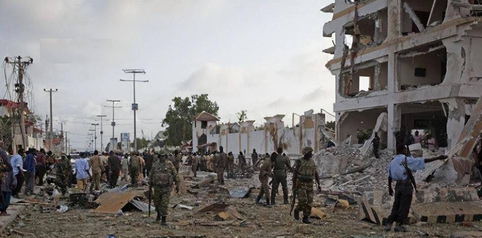 索马里大使馆被炸图片