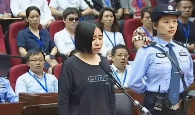 2017"保姆纵火案"幸存者林生斌,曾经惹人同情,为何如今讨人嫌_朱小贞