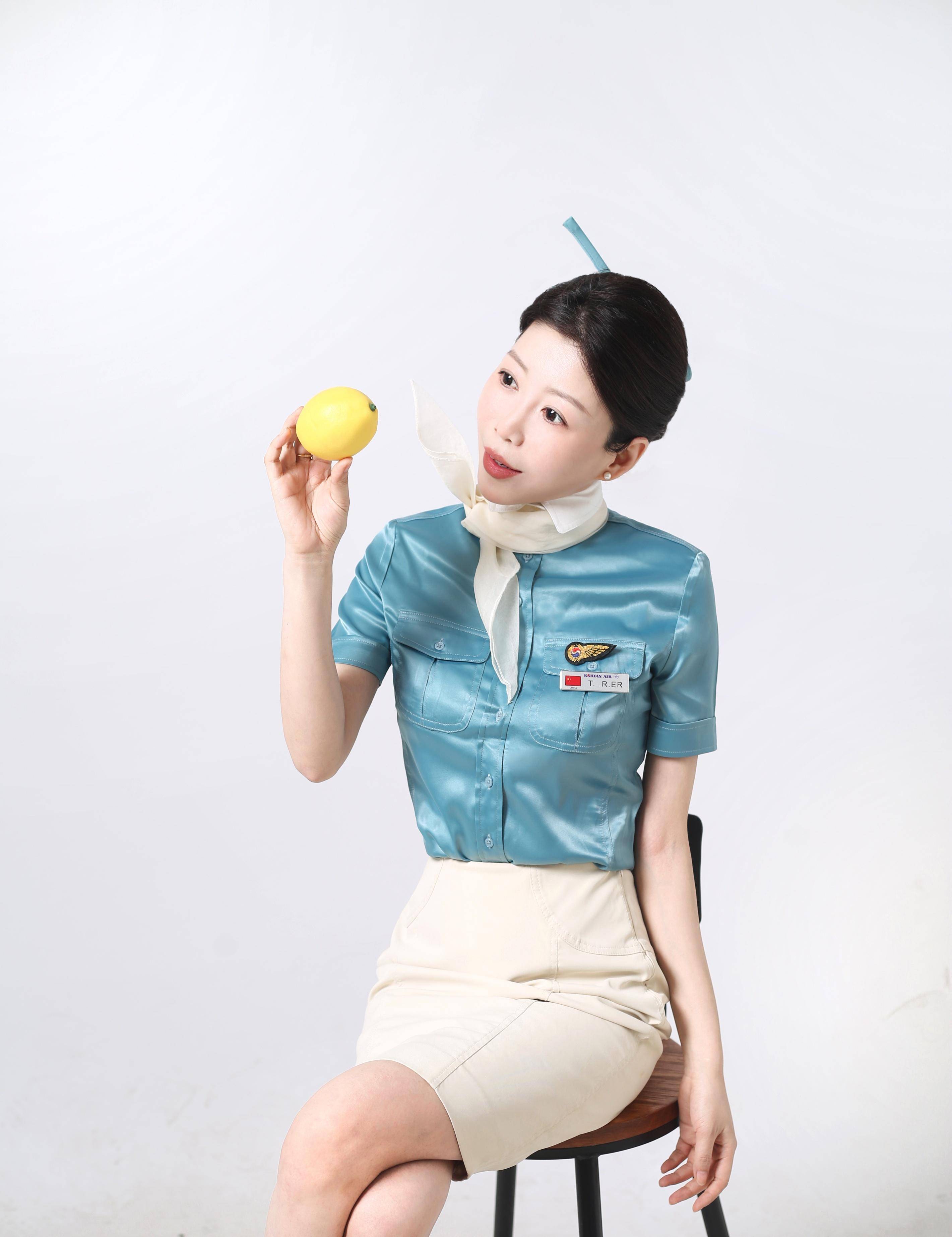 《时尚北京》专访乘务长,青年散文家陶敏:演绎多彩人生_生活_情感