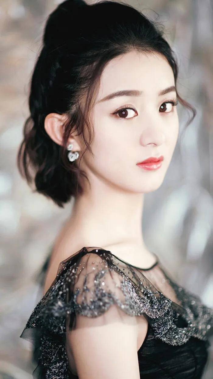 2021年4月23日,赵丽颖工作室发布声明,称赵丽颖与冯绍峰已和平分手并