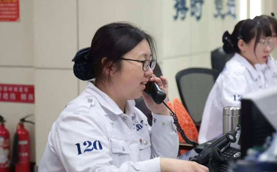 据徐州铜山120急救指挥调度中心的工作记录,夏宇歆中毒身亡前,也就是