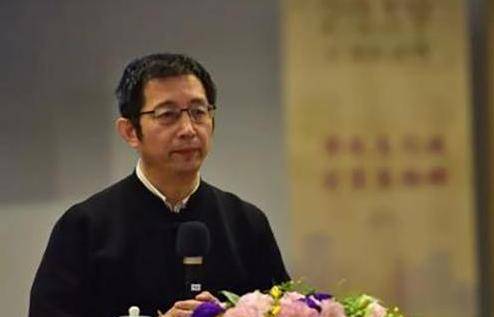 北大教授提议恢复土葬:现在的殡葬制度没人情味,把人当垃圾处理