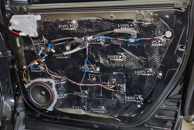 汽车音响改装丰田锋兰达汽车音响升级战斧两分频喇叭,s65超薄低音炮