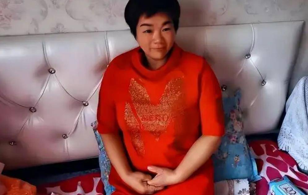 19年,50岁大妈为了丈夫执意生3胎,扬言北京4套房,怀不上就试管