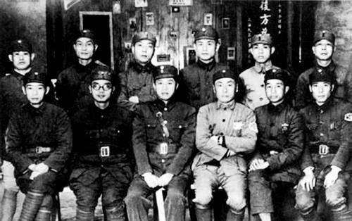 他南昌起义任营长,后成新四军副参谋长,抗战后期没他任何消息了