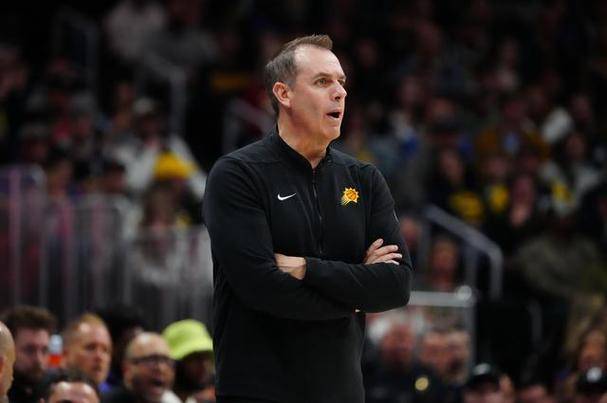 太阳解雇沃格尔,杜兰特勇士后换了6个主教练只赢了两轮系列赛