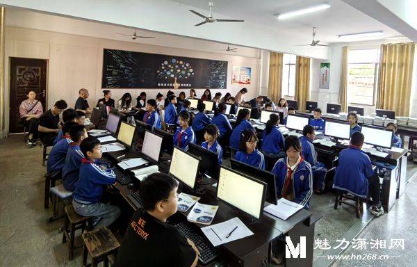 涟源二小:"舞"动奇"技" 提升教师专业素养