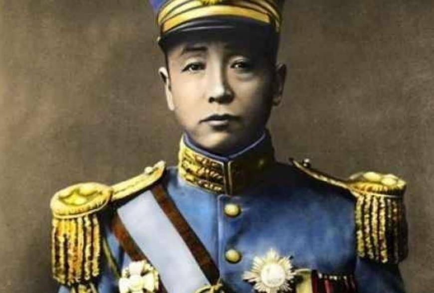 遗产仅剩20块无钱办丧,葬礼场面却比父亲的还盛大_袁世凯_袁克定_中华