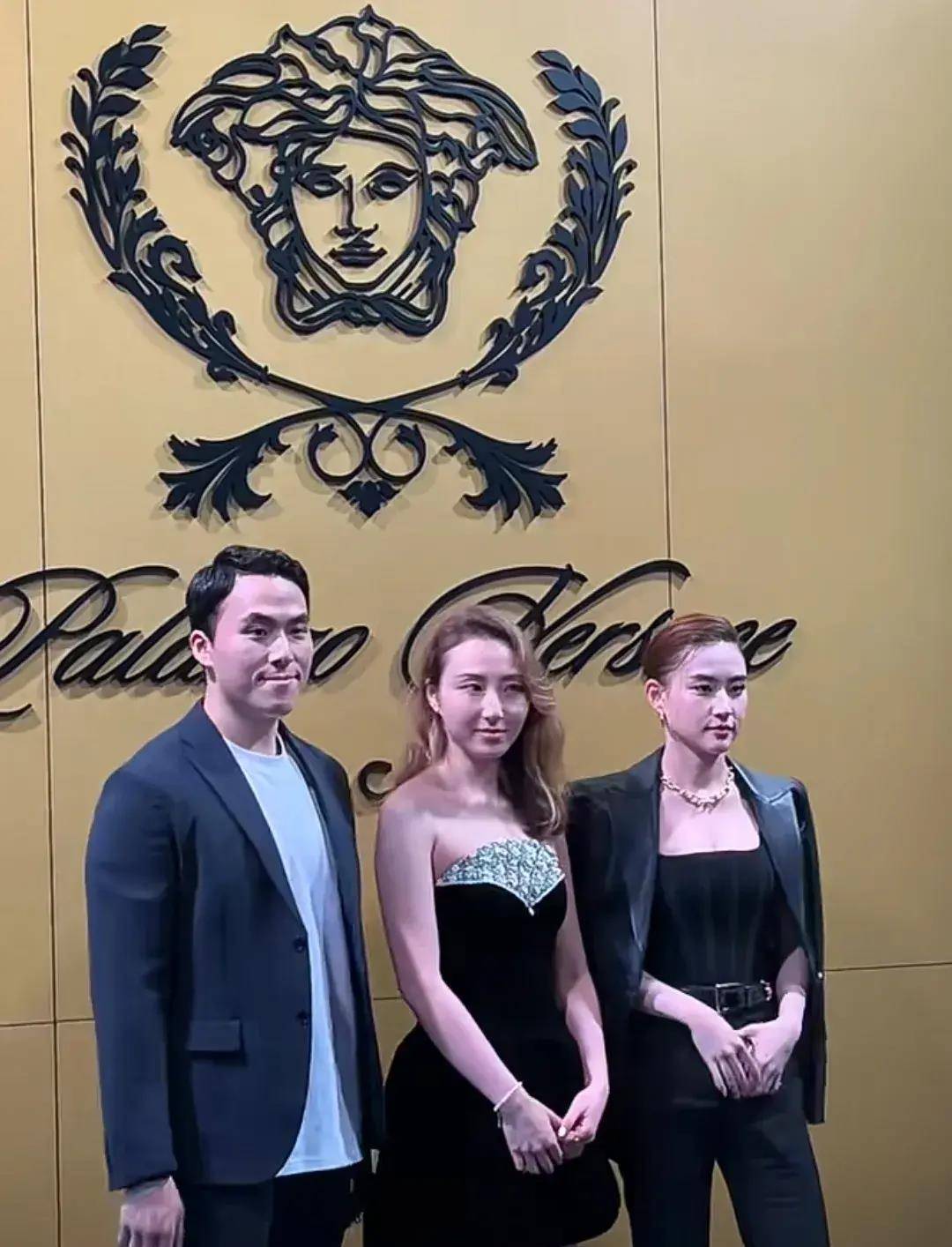 何超云给妹妹庆生不走心,素颜现身,不邀请男友,也没定制蛋糕_何超莲