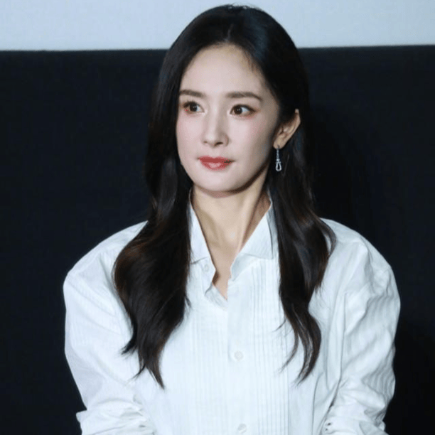 在讨论杨幂或其他任何公众人物的私生活时,我们应该意识到个人隐私的