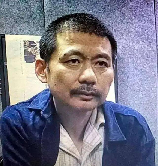 敛财12亿,家藏92捆现金,花2000万策反协警越狱_文烈宏_张剑波_赌场