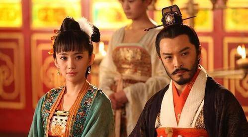 李渊起兵时,她为了响应李渊,白手起家,发展出七万娘子军!