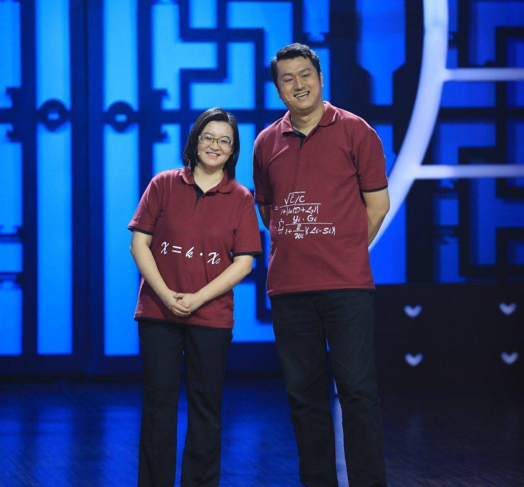 交大博士夫妻的公式相声算不算艺术?曾经呛声郭德纲,如今怎样了