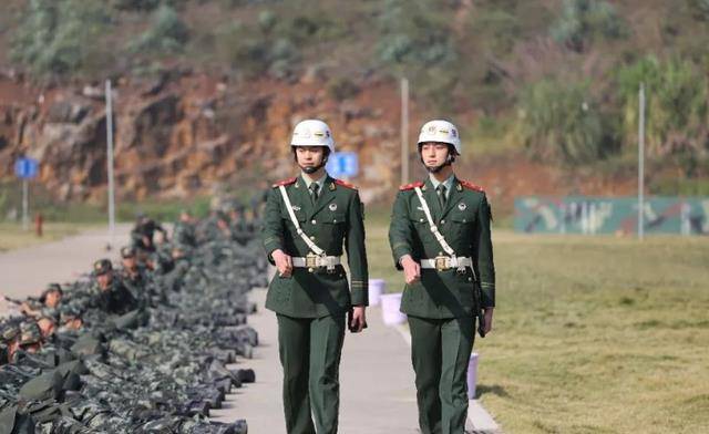 督战兵在现代和平时期,叫做纠察兵.