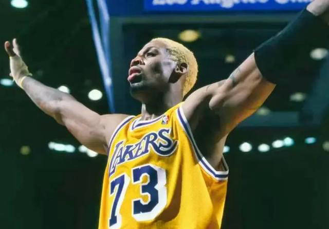 传奇罗德曼:七次篮板王,五座总冠军的不朽传奇