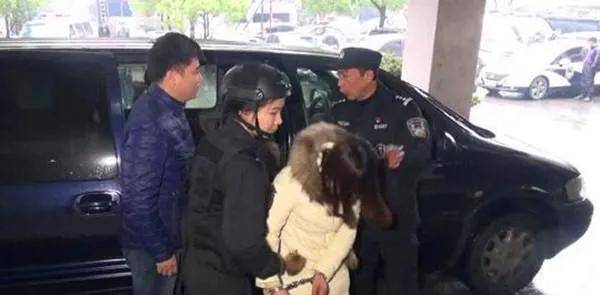 1996年,浙江女子杀人抢钱,潜逃10年成大官儿媳妇,她经历了什么_王华