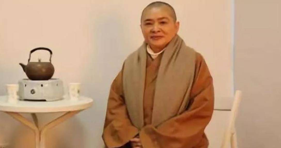 因大师的一次开悟,耶鲁大学女博士落发出家,助力佛学国际化