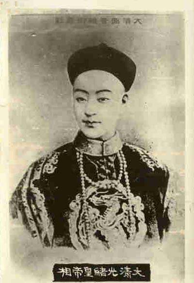 曾经的热血少年,维新变法的先驱旗手,为何在晚年满嘴跑火车?