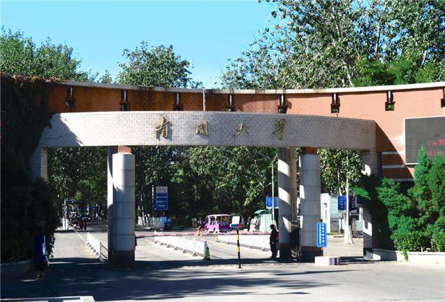 他11岁上高中,多次考入985重点大学,却屡遭劝退,这是为何?