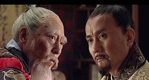 严嵩不仅是一代奸臣,而且还是嘉靖皇帝的"替罪羊"和"背锅侠"