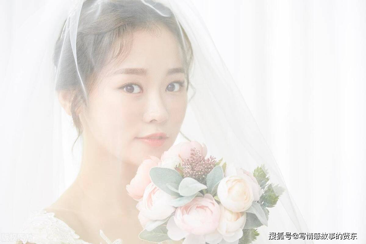 结婚前,前女友过来睡我,我才知道,她最爱的是我(情感故事)_李倩雅_贾