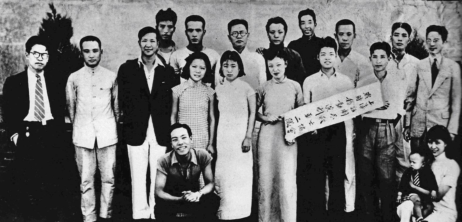 据先辈(家父曾昭正,万迪秀叔叔)回忆,这个班大多