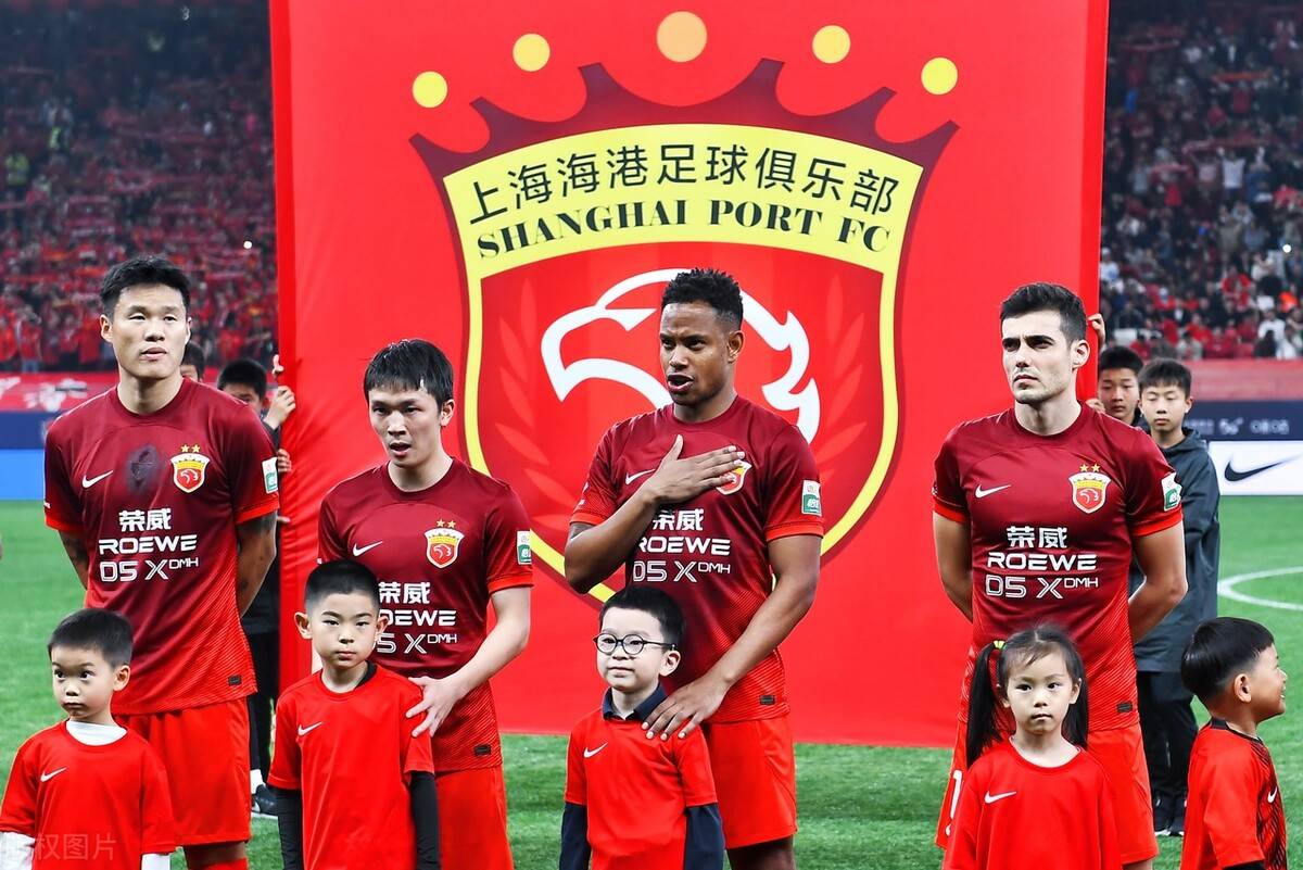 恭喜上港!穆斯卡特迎振奋喜讯,王振澳李帅成赢家,伊万看到了吗