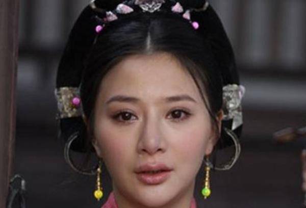 史上唯一被腰斩的公主,因其长相太美,三个刽子手都下不去手!