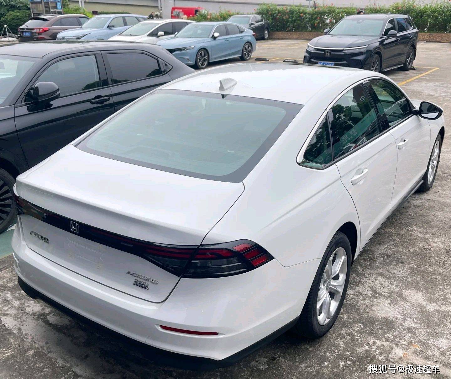 风光不再!首次出现"大降幅",本田雅阁accord竞争力瞬间飙升