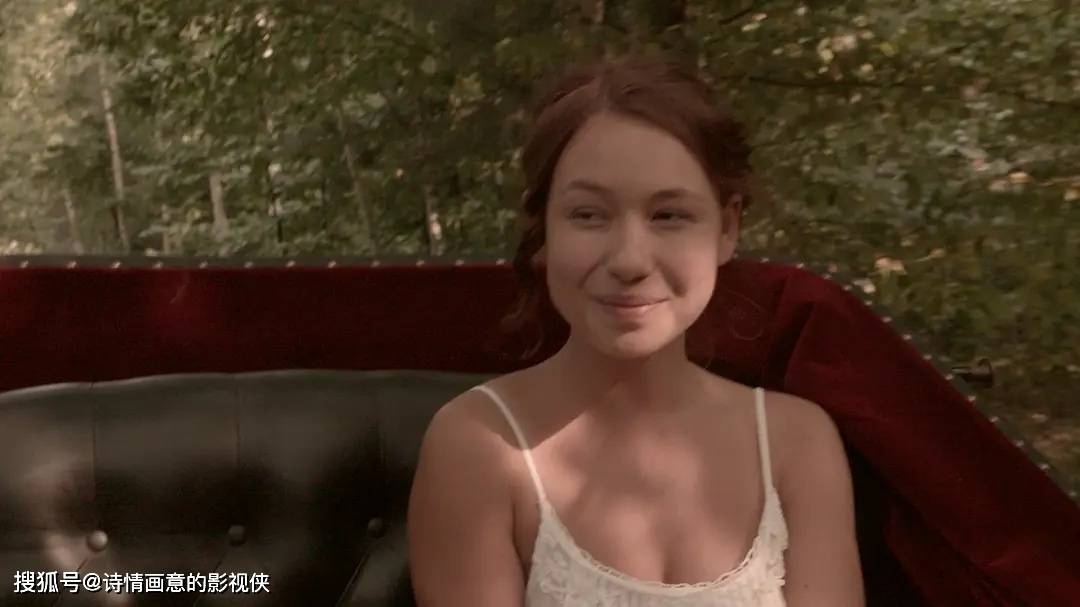 解放的灵魂与不朽爱恋,穿越禁忌的浪漫逃逸_茱莉娅_弗兰克_斯蒂芬妮