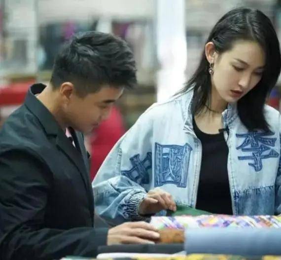 史上最美国乒太太团:校花,明星,舞蹈家,个个巨美,完胜国足!